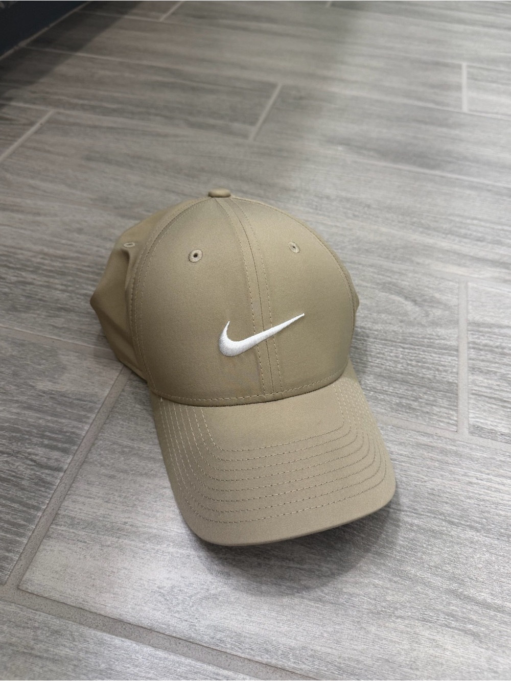 NWOT Beige Nike Dri-fit Baseball Hat